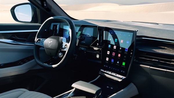 openR link - Renault Espace full hybrid E-Tech