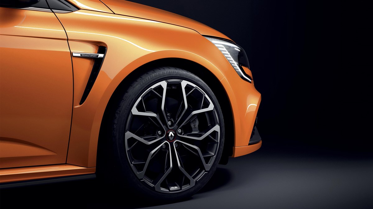 MEGANE R.S. exterior profile wheel rim